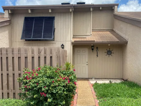 8015 SW 21st Ct Unit 0, Davie, FL MLS: A11800987