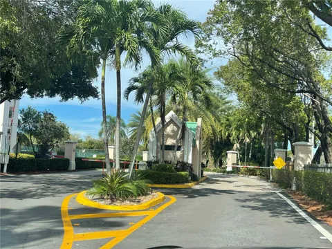 10422 NW 24th Pl Unit 409, Sunrise, FL 33322 - MLS#: A11676139