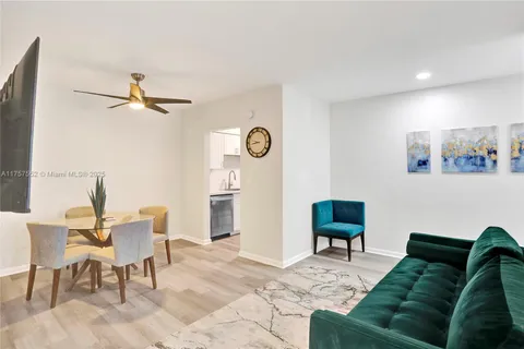 10000 E Bay Harbor Dr Unit 17, Bay Harbor Islands, FL MLS: A11757552