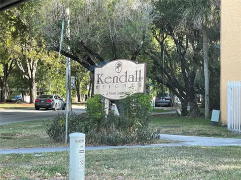 13700 SW 62nd St Unit 201, Miami, FL MLS: A11790996
