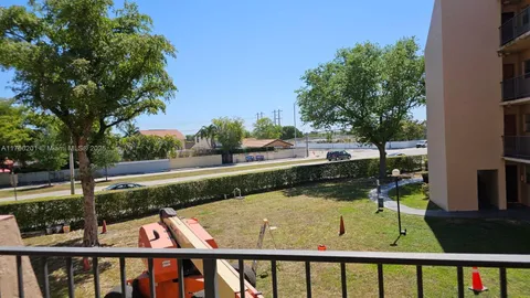 13715 Kendale Lakes Cir Unit A-201, Miami, FL MLS: A11766201