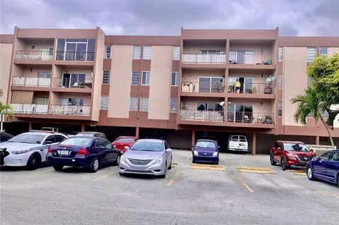 1900 W 68th St Unit D205, Hialeah, FL MLS: A11684614