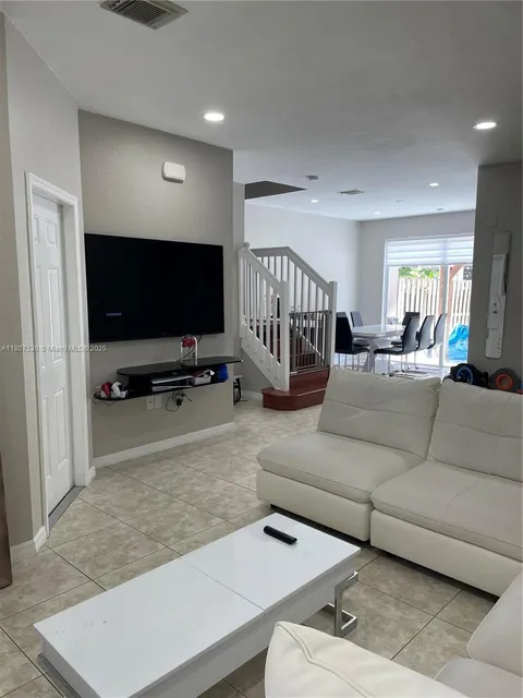 11921 SW 153rd Pl, Miami, FL MLS: A11807530