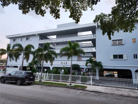 1818 Rodman St Unit 2E, Hollywood, FL MLS: A11787186