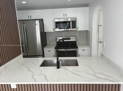 7165 NW 186th St Unit A111, Hialeah, FL MLS: A11790338