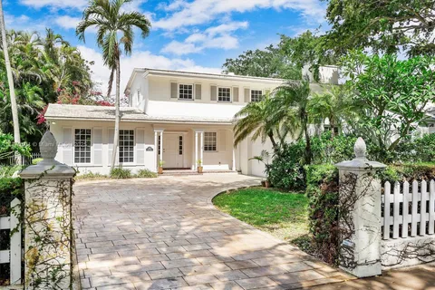 4310 Santa Maria St, Coral Gables, FL MLS: A11770501
