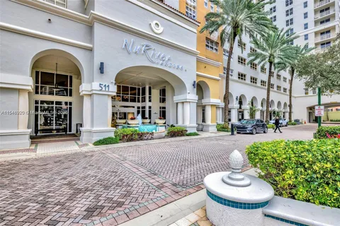 511 SE 5th Ave Unit 605, Fort Lauderdale, FL MLS: A11548920