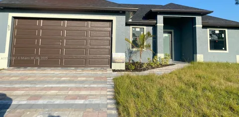 509 S Cottonwood Ave, Lehigh Acres, FL 33974 - MLS#: A11760297