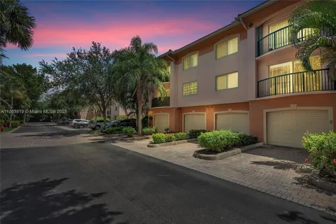 2125 SE 10th Ave Unit 1013, Fort Lauderdale, FL MLS: A11763319