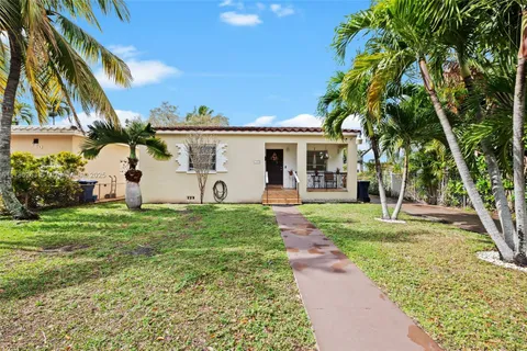 270 Laurel Way, Miami Springs, FL MLS: A11738263