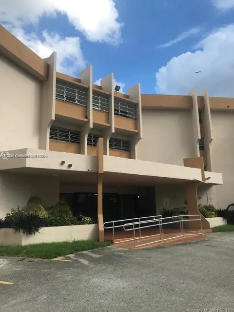 9678 Fontainebleau Blvd Unit 111, Miami, FL 33172 - MLS#: A11725611