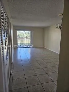 6086 Forest Hill Blvd Unit 210  