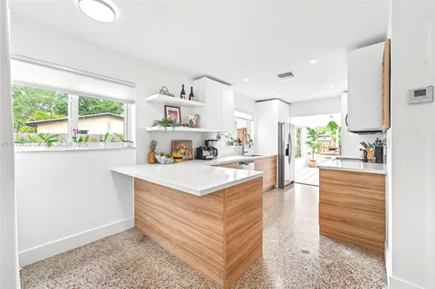 3637 Riverland Rd, Fort Lauderdale, FL MLS: A11770428