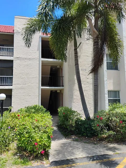 610 NW 13th St Unit 33, Boca Raton, FL 33486 - MLS#: A11801927