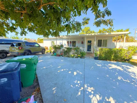 29120 Kentucky Rd, Homestead, FL 33033 - MLS#: A11761585
