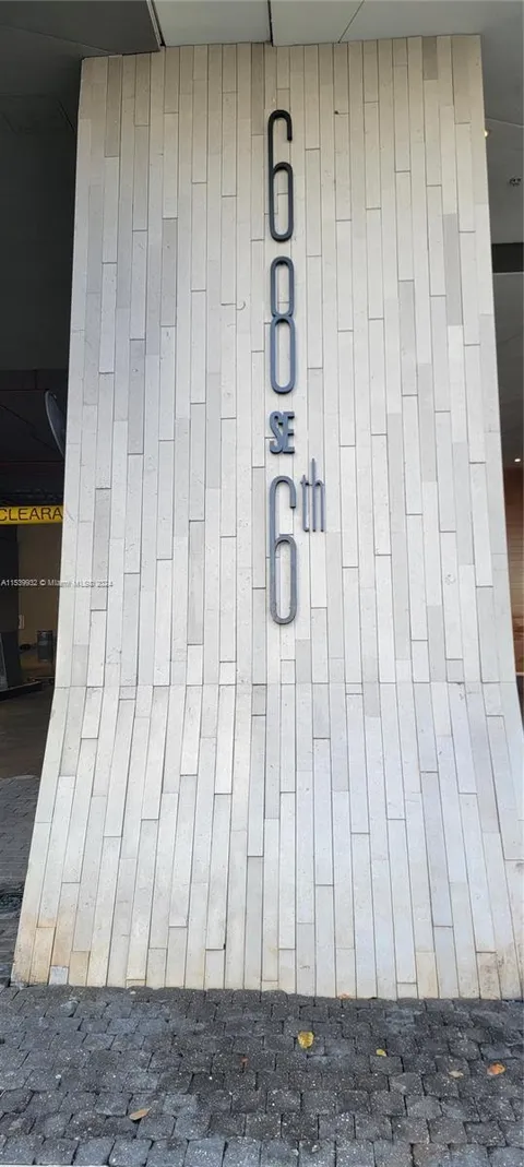 68 SE 6th St Unit 2110, Miami, FL MLS: A11539932