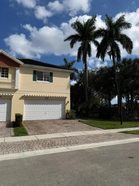 4798 Sundance Way, Davie, FL MLS: A11756631