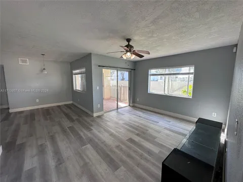 18890 NW 57th Ave Unit 112, Hialeah, FL MLS: A11710907