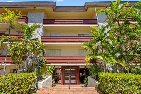 1205 Mariposa Ave Unit 413, Coral Gables, FL MLS: A11788233