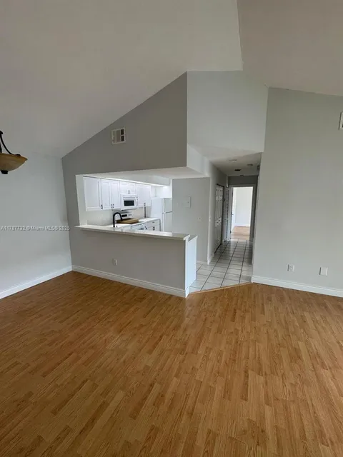18880 NW 57th Ave Unit 306, Hialeah, FL MLS: A11787732