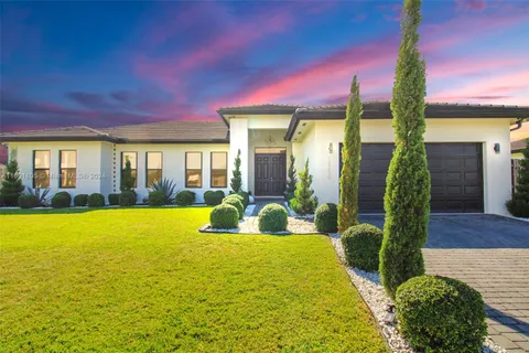 13230 SW 231st St, Miami, FL MLS: A11691805