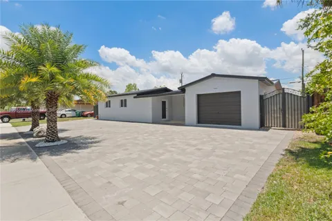 7880 NW 174th Ter, Hialeah, FL MLS: A11805510