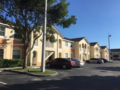 2903 SE 17th Ave Unit 102, Homestead, FL MLS: A11808553