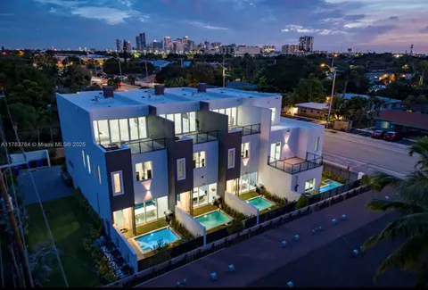 1220-1226 NE 15th Ave, Fort Lauderdale, FL 33304 - MLS#: A11783764