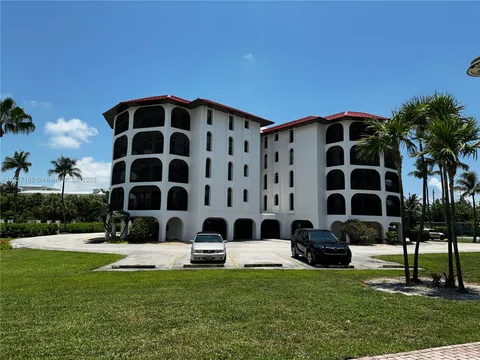 1998 Overseas Hwy Unit 33A, Marathon, FL MLS: A11727199