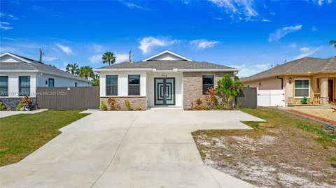 11563 Saunders Ave, Bonita Springs, FL MLS: A11697302