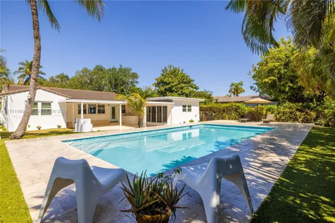 11031 NE 9 Ave, Biscayne Park, FL MLS: A11761480