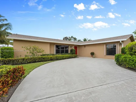 102 Chapel Ln, Tequesta, FL 33469 - MLS#: A11770996