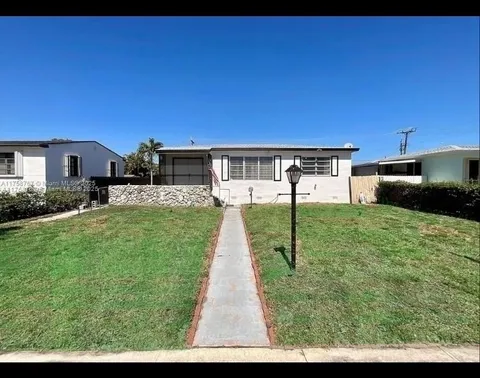 31 W 64th St, Hialeah, FL 33012 - MLS#: A11758767