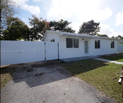 11460 SW 196th Ter, Miami, FL 33157 - MLS#: A11696780