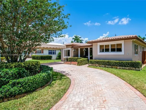 939 Washington St, Hollywood, FL MLS: A11762141