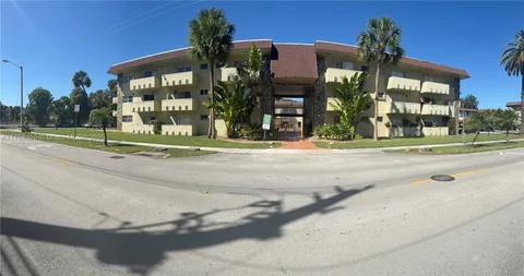 7505 SW 82nd St Unit 205, Miami, FL MLS: A11768020