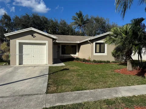 9213 NW 53rd Ct, Sunrise, FL 33351 - MLS#: A11743597