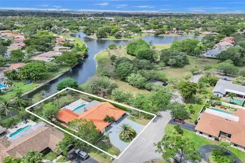 10060 NW 6th St, Coral Springs, FL MLS: A11788396