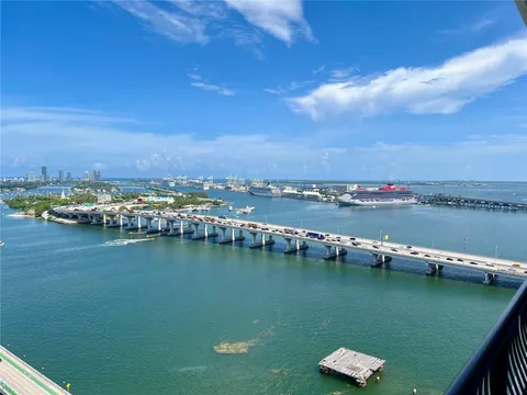 555 NE 15th St Unit 28B, Miami, FL 33132 - MLS#: A11633877