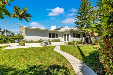 625 94th St, Surfside, FL MLS: A11764041