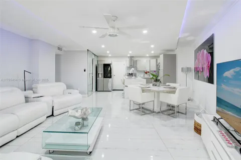 13951 Kendale Lakes Cir Unit 103A, Miami, FL 33183 - MLS#: A11765404