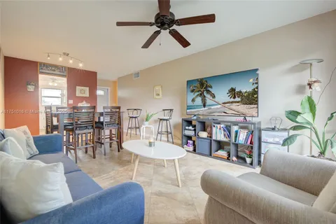 1400 Tallwood Ave Unit 303, Hollywood, FL 33021 - MLS#: A11751016
