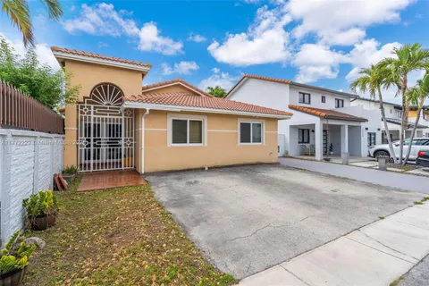 12332 NW 97th Ct, Hialeah Gardens, FL MLS: A11772229