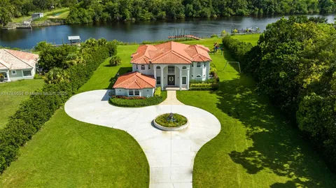 6152 SW Banks St, Palm City, FL MLS: A11785051