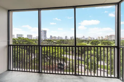 3301 N Country Club Dr Unit 709, Aventura, FL 33180 - MLS#: A11604361