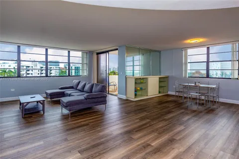 9180 W Bay Harbor Dr Unit 5C, Bay Harbor Islands, FL MLS: A11775309
