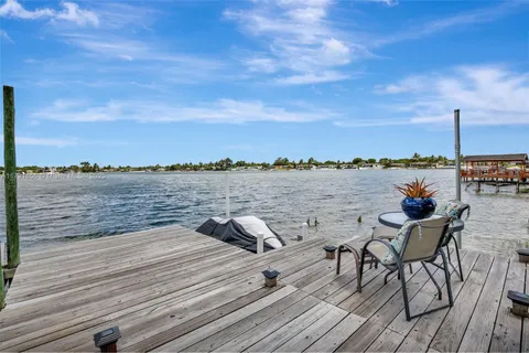 17501 NW 85th Ave, Hialeah, FL MLS: A11791656