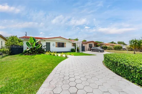 226 SW 104th Ct, Sweetwater, FL MLS: A11687559