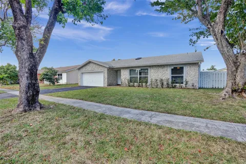 7401 NW 37th Ct, Lauderhill, FL MLS: A11764612