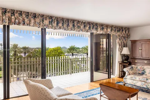 2 Grove Isle Dr Unit B404, Coconut Grove, FL MLS: A11731266